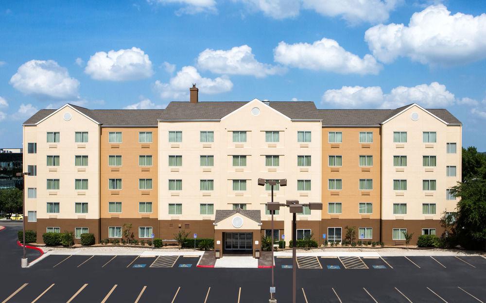 Fairfield Inn & Suites By Marriott San Antonio Airport/North Star Mall Exterior foto