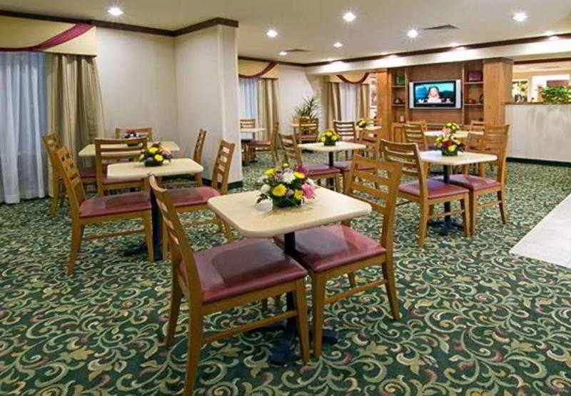 Fairfield Inn & Suites By Marriott San Antonio Airport/North Star Mall Restaurant foto